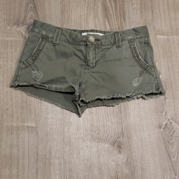 Aeropostale Pants - Shorts